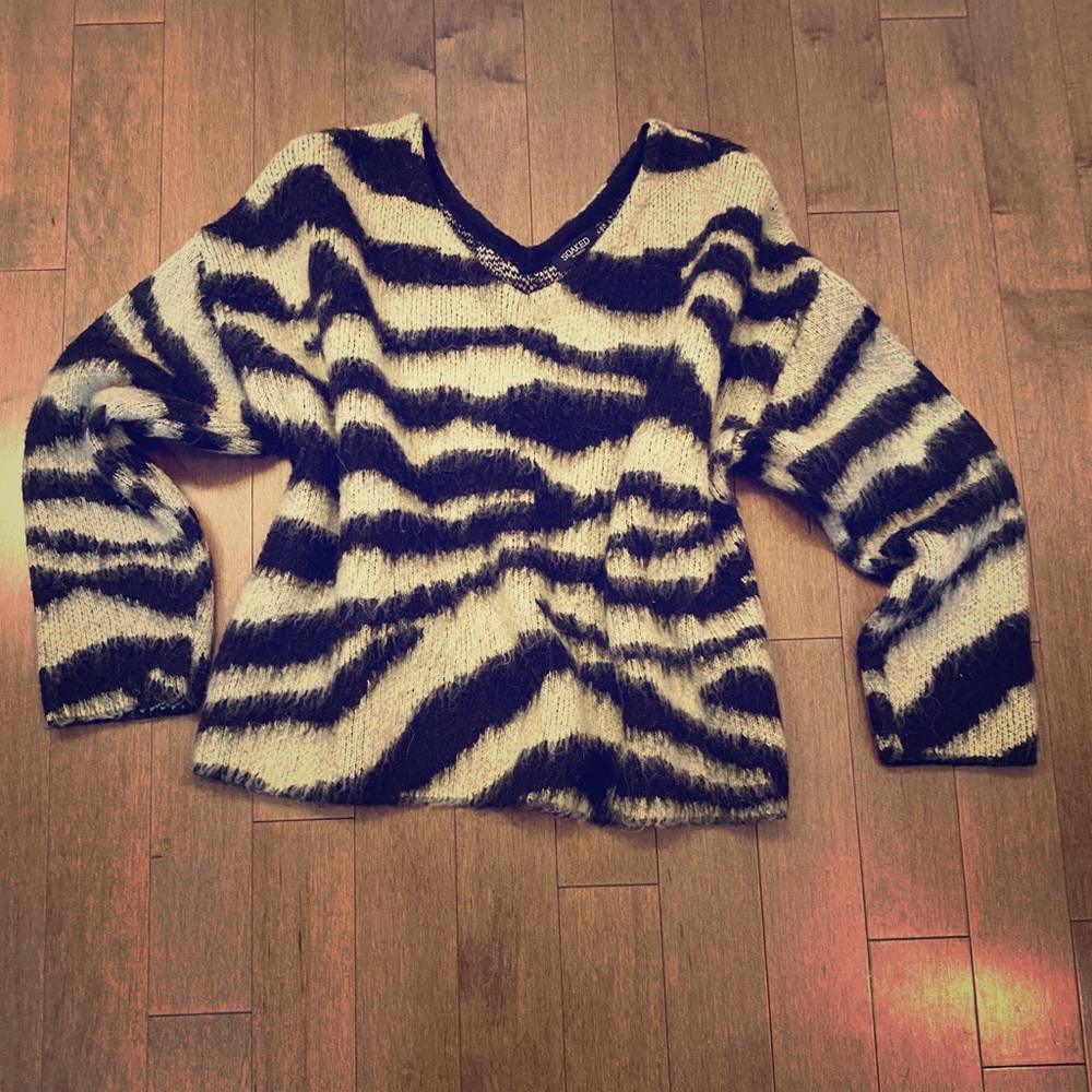 Over sized Animal print sweater